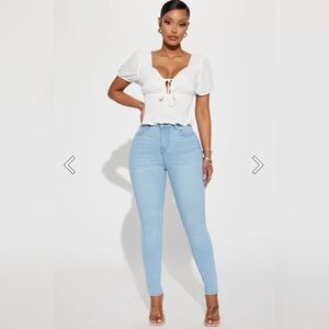 Fashion Nova Jeans-LIGHT WASH SIZE 11